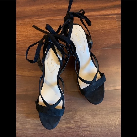 GUESS Platform Wedge Size 9M - Picture 1 of 15